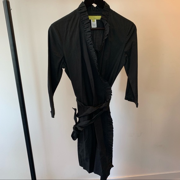 Tevrow & Chase black ruffle wrap dress size 2 - Picture 1 of 5